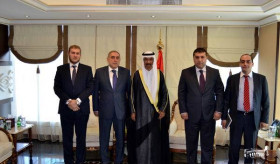 لقاء سفير أرمينيا كيغام غريبجانيان مع رئيس المجلس الوطني الاتحادي لدولة الإمارات العربية المتحدة