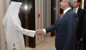 PRESIDENT SERZH SARGSYAN MET WITH THE CHIEF EXECUTIVE OFFICER OF QATAR AIRWAYS